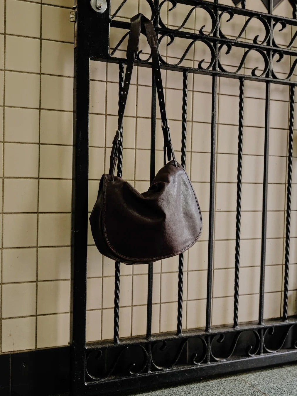 Commuter Saddle Female Retro Minority Large Capacity Women's Messenger Bag