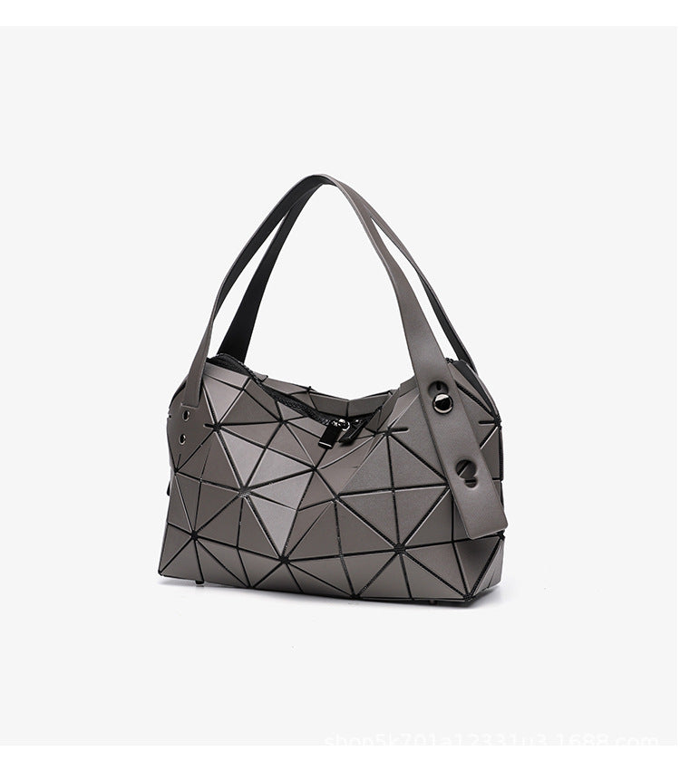Women's Geometric Rhombus Fashion Simple Commute Niche Shoulder Bags