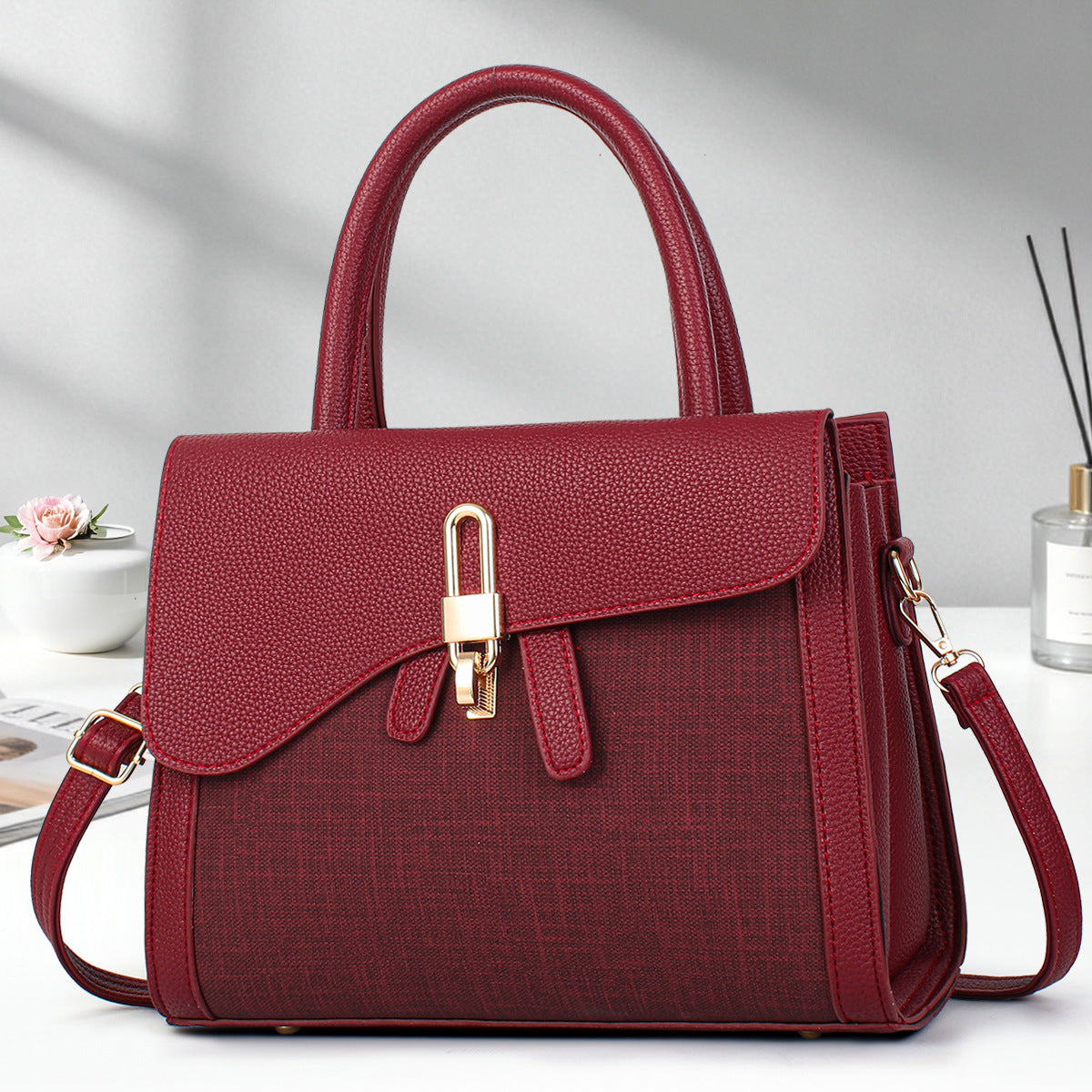 Durable Unique Women's Stylish High-grade Portable Bags