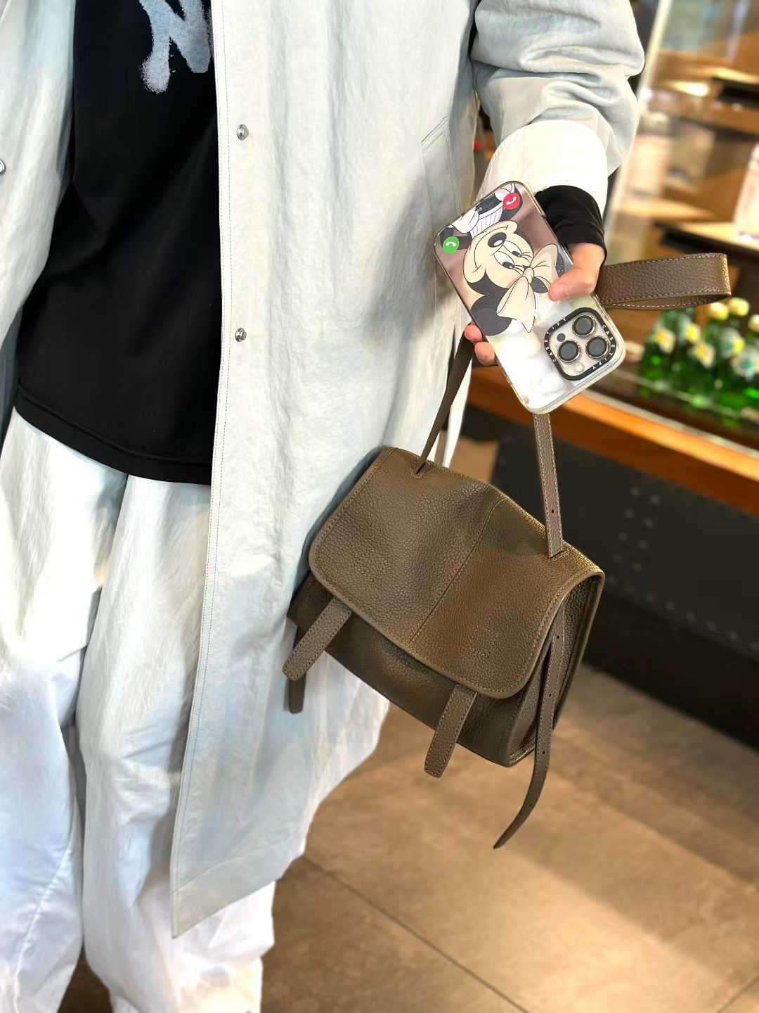 Women's Retro Flip Minimalist Underarm Commuter Women's Shoulder Bag
