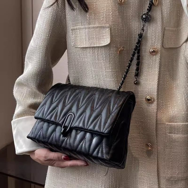 Women's Fashionable Diamond Embroidery Thread Classic Style Women's Messenger Bag
