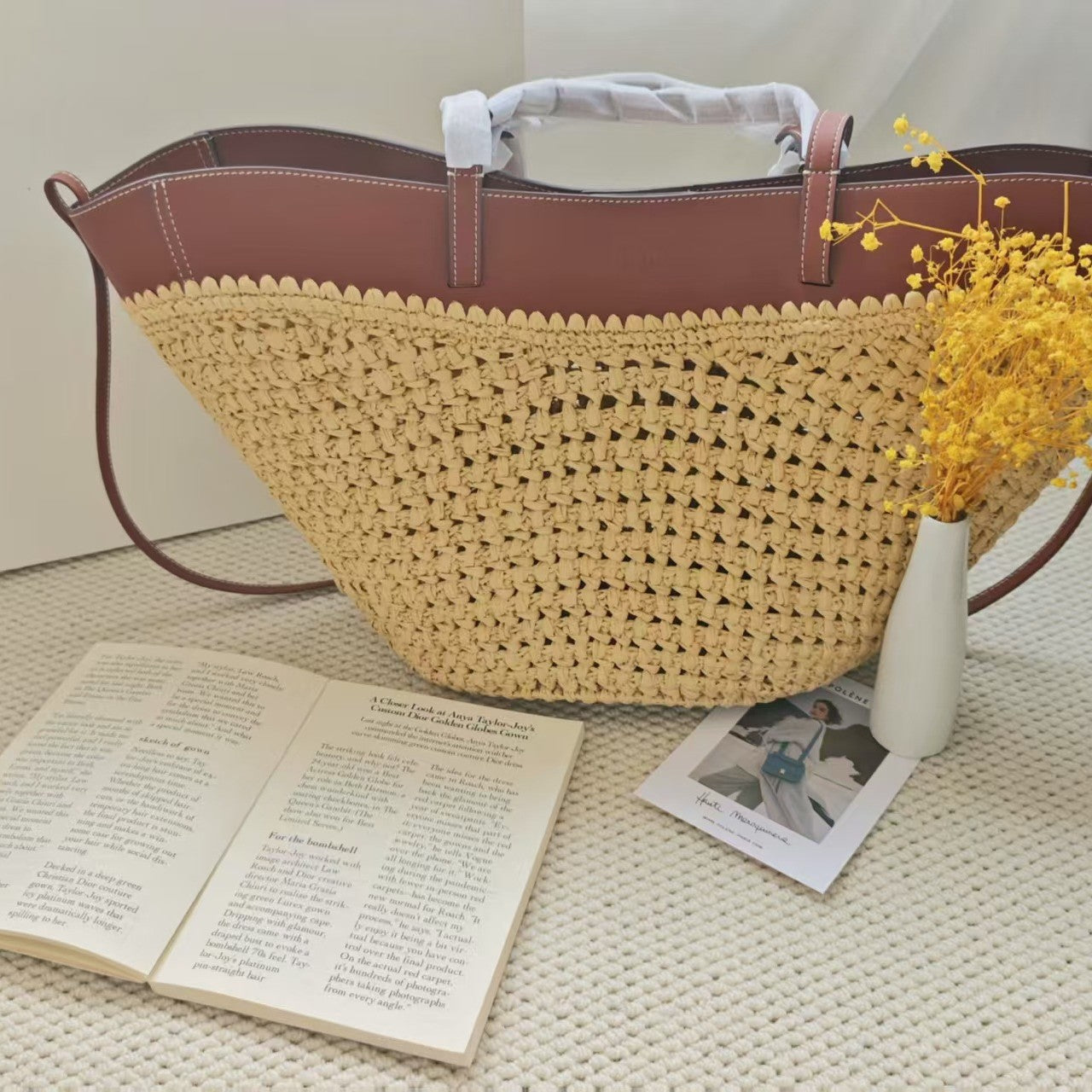 Women's Artistic Fashion Large Capacity Straw Woven Tote Bag