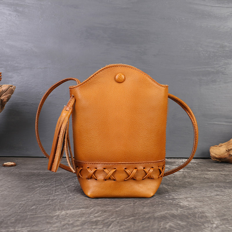 Women's Vintage Weave Mobile Mini Tassel Women's Messenger Bag