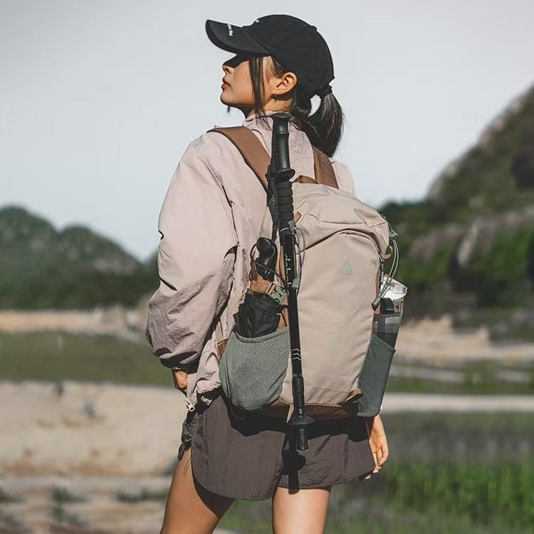 Large Capacity Light Walking Lightweight Waterproof Backpacks
