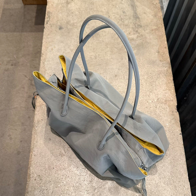 Lightweight Loose Feeling Leisure Commute Large Capacity Canvas Shoulder Bags