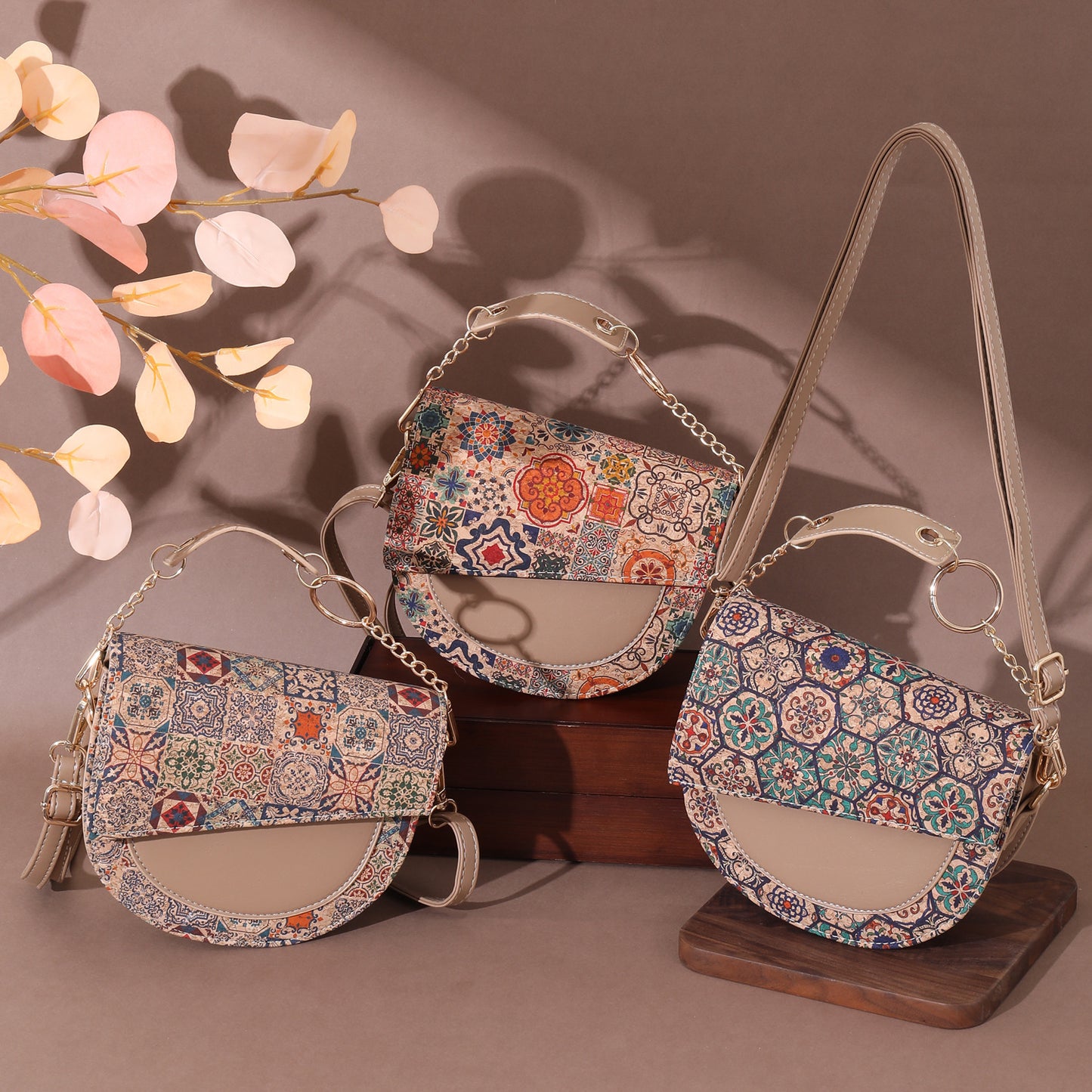 Women's Tree Leather Stitching Saddle Wooden Lining Women's Messenger Bag
