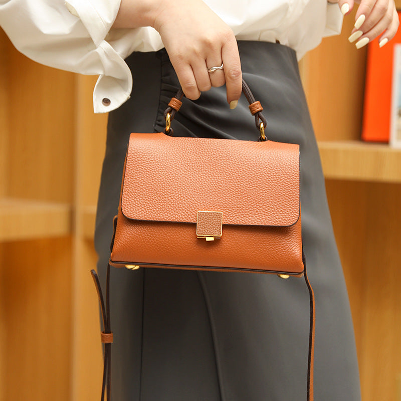 Women's Counter Quality Good-looking First Layer Cowhide Women's Messenger Bag