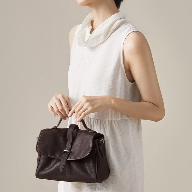 Women's Genuine Retro Large Capacity Commuter Niche Vegetable Bags