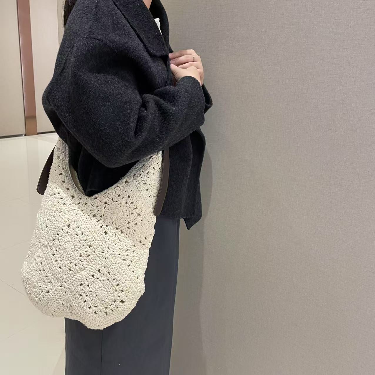 Women's Artistic Woven Leather Strap Mori Seaside Bags