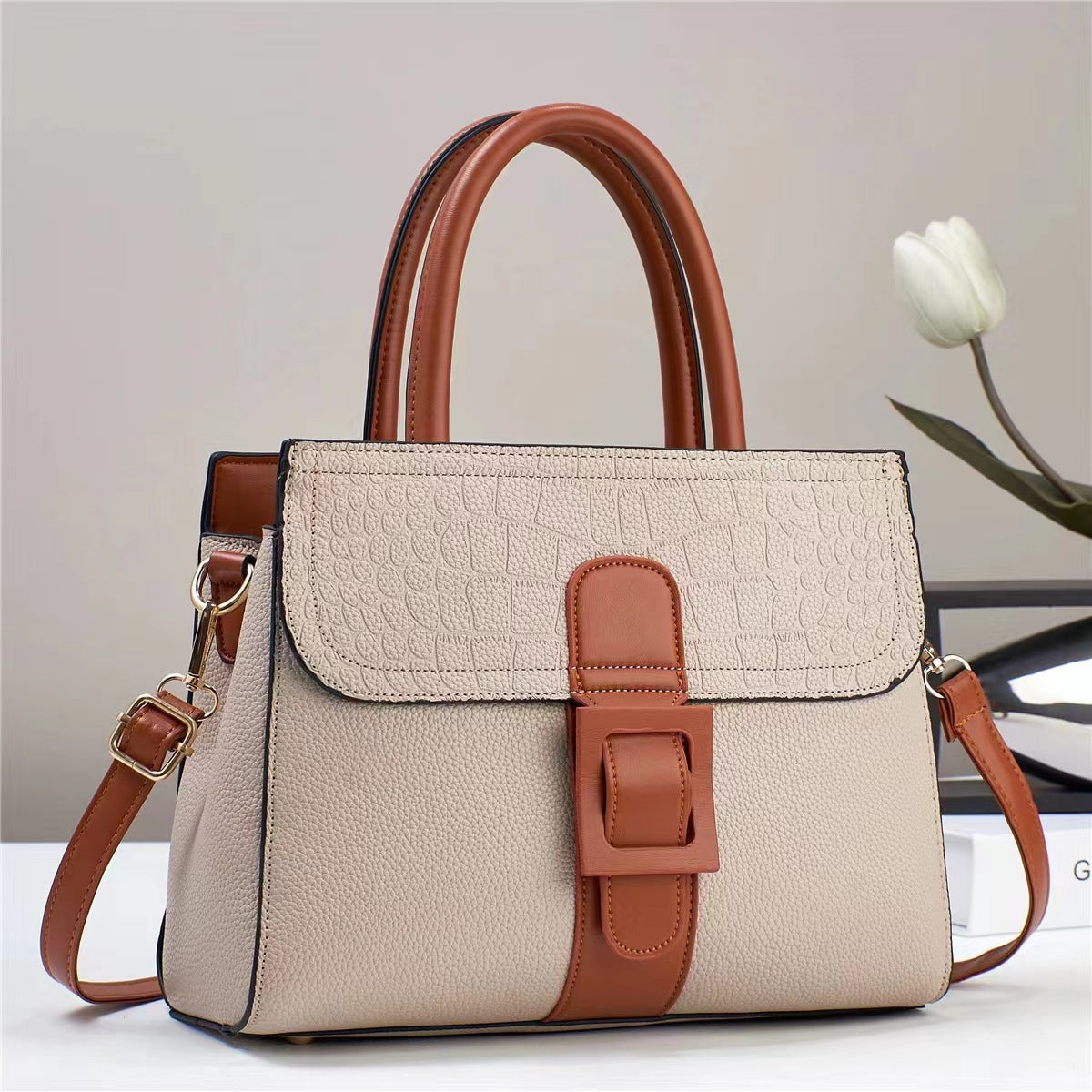 Stylish Women's High-grade Large Capacity Big Bags