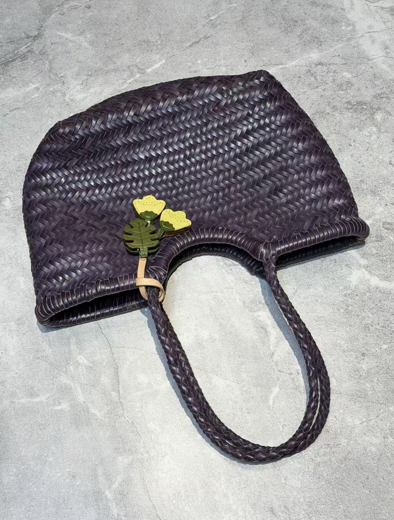Women's First Layer Cowhide Curved Woven Genuine Leather French Vegetable Women's Shoulder Bag