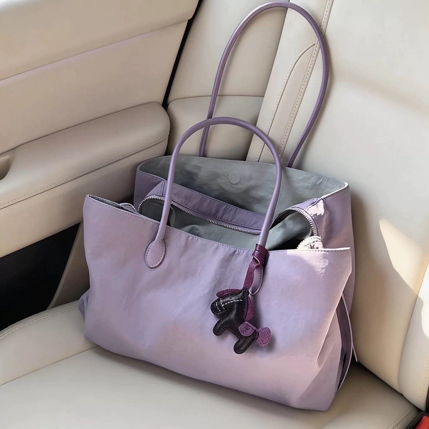 Large Capacity Commuter Korean Style Gray Yellow Contrast Color Tote Bags