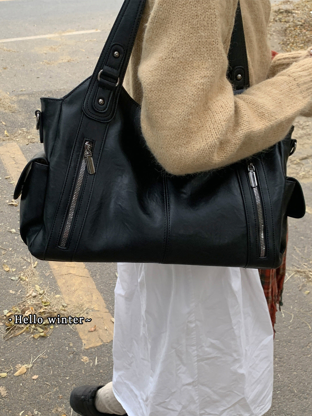 Women's Sense Underarm Winter Simple Large Capacity Tote Bag