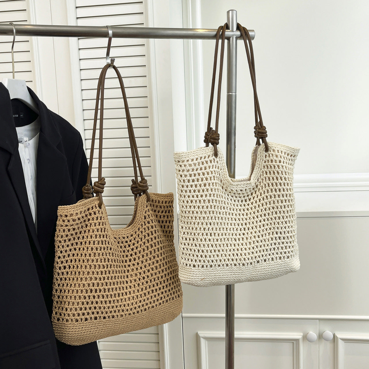 Women's Large Capacity Seaside Vacation Beach Hand-woven Bags