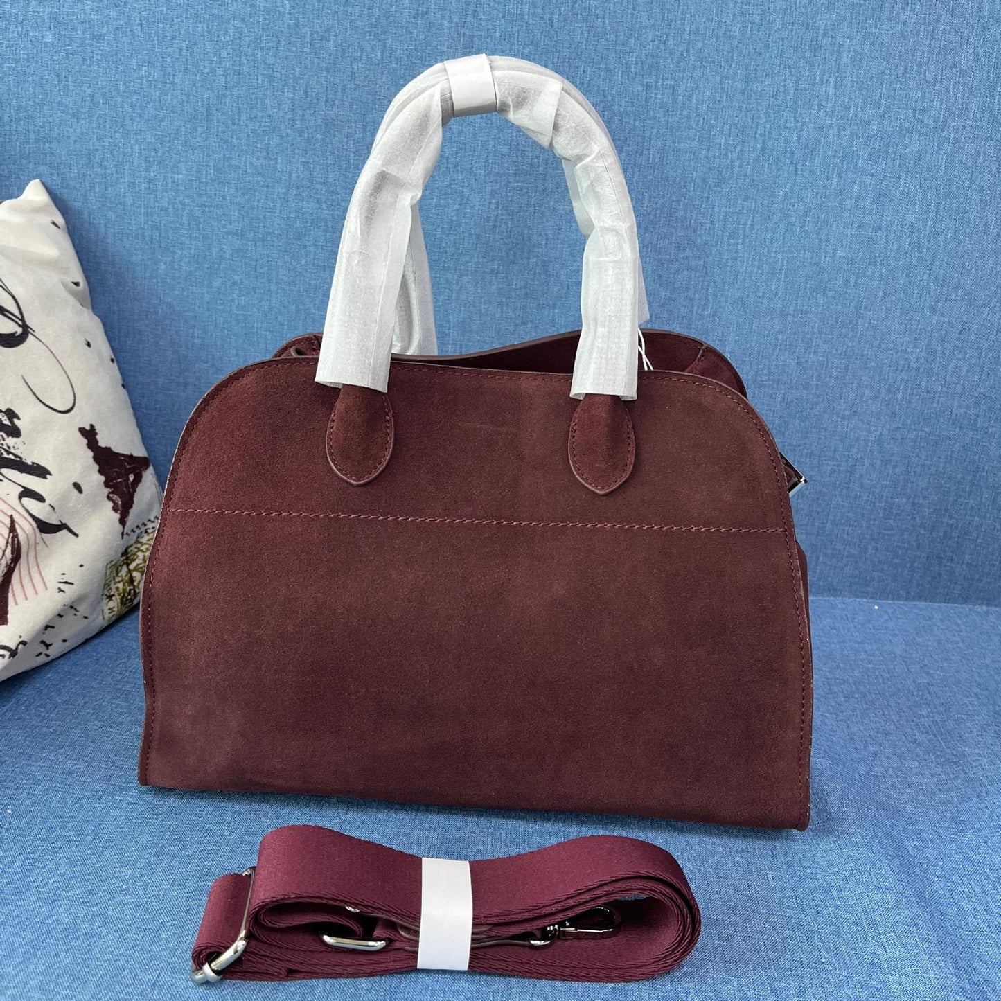 Beautiful Cowhide Leather Minimalist Large Capacity Tote Bags