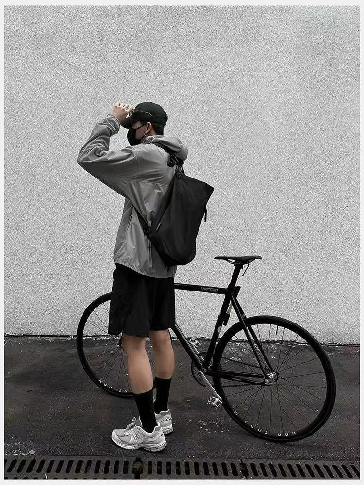 Classy Men's Lightweight Function Exercise Riding Backpacks