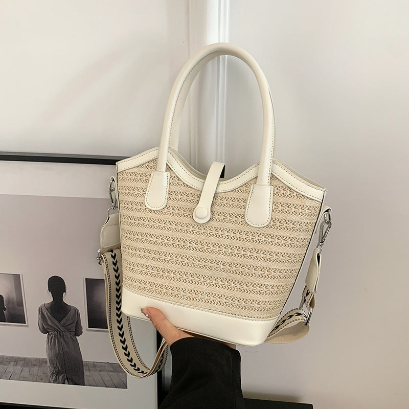 Women's Large Capacity Woven Fashion Straw Seaside Bucket Bags