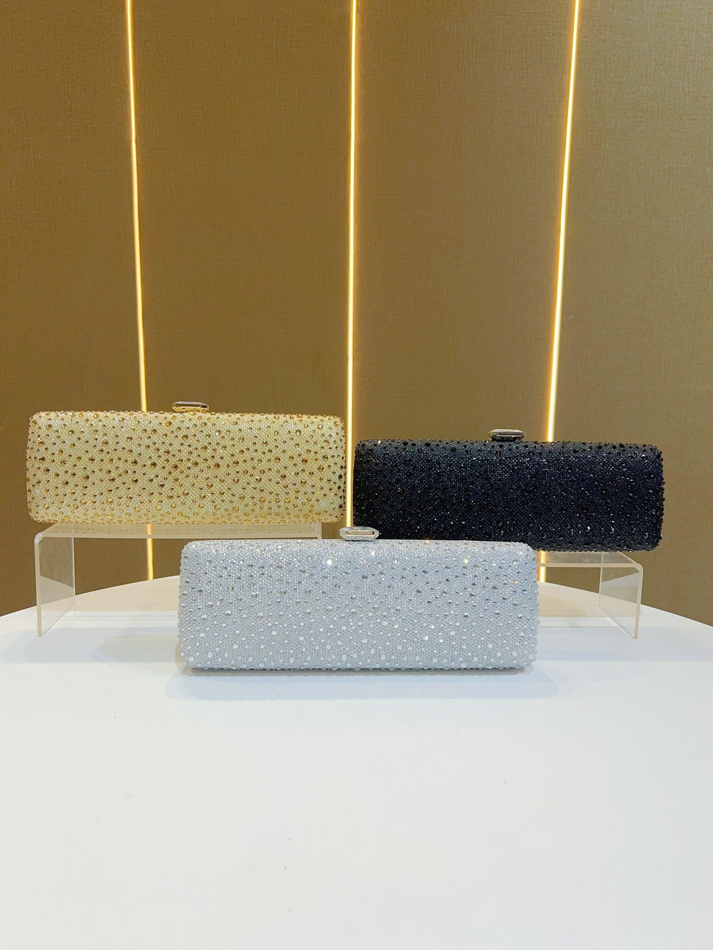High-grade Full Diamond Shiny French Mobile Women's Clutch
