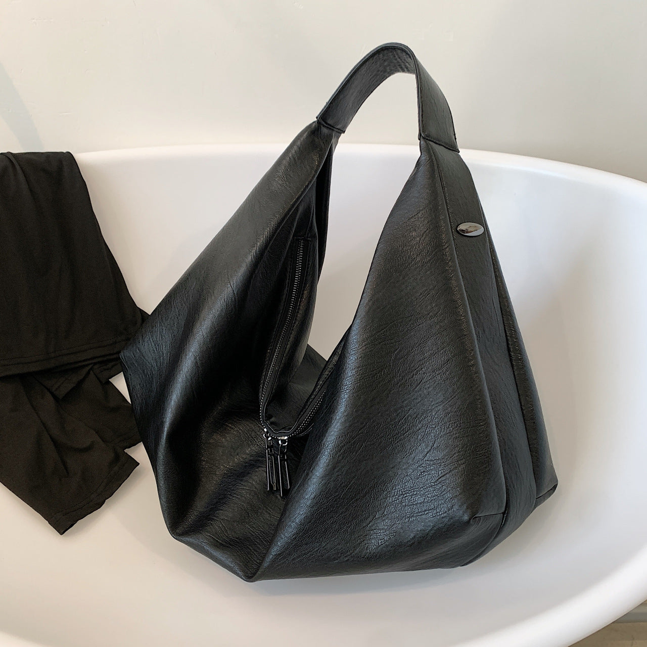 Women's Large Capacity High-grade Light Luxury Design Sense Women's Messenger Bag