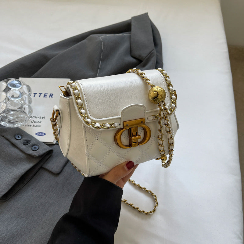 Versatile Women's Design Retro Rhombus Chain Bags
