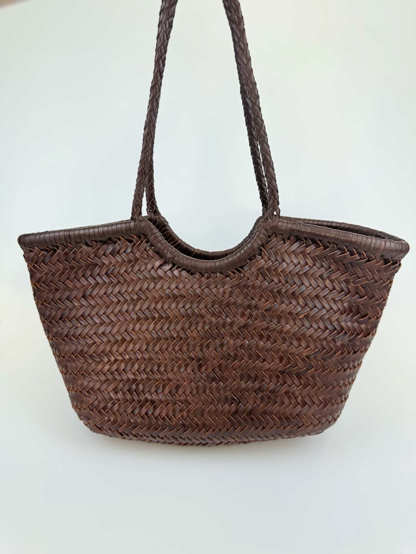 Women's First Layer Cowhide Curved Woven Genuine Leather French Vegetable Women's Shoulder Bag