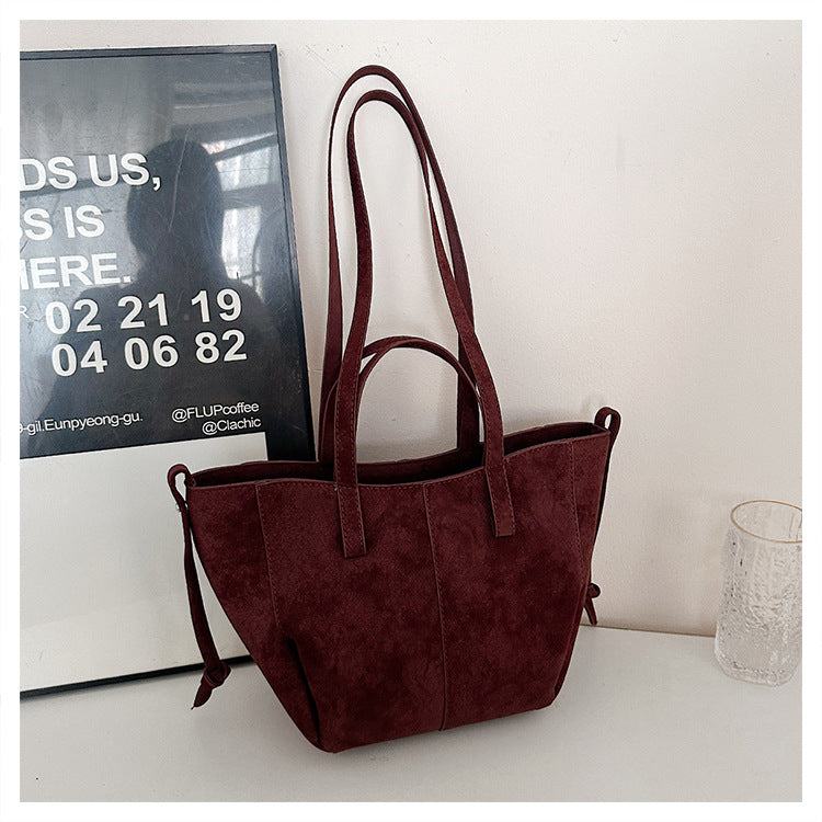 Fashion Matte Leather Wings Style Retro Women's Shoulder Bag
