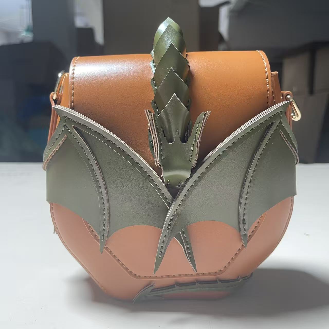 Halloween Bat Stitching Contrast Color Magic Dragon High Women's Messenger Bag