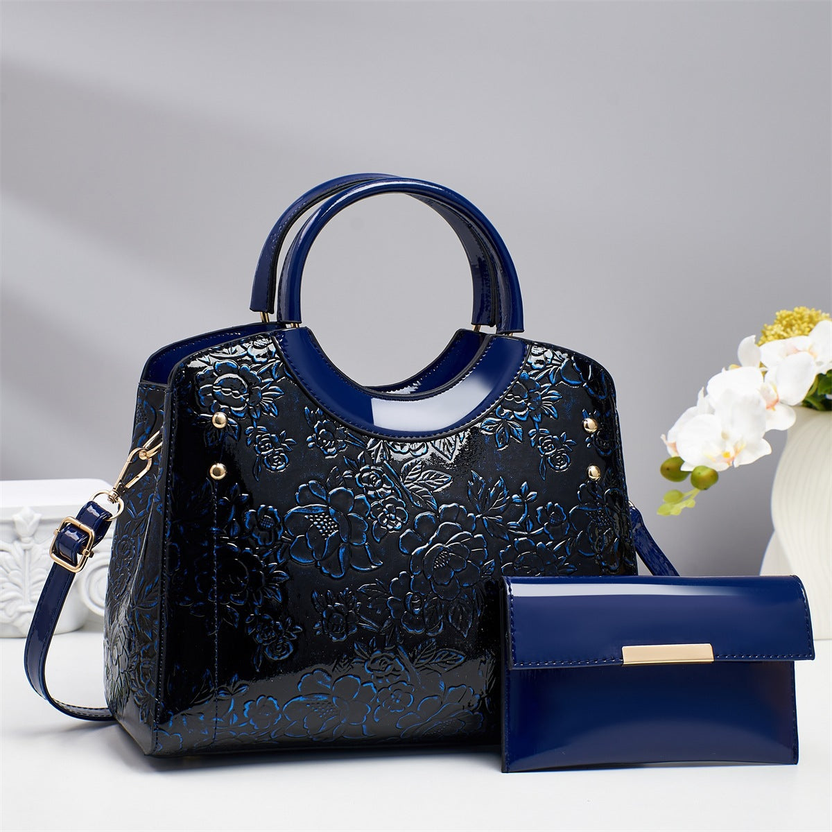 Women's Bright Leather Fashionable National Style Large Women's Handbag