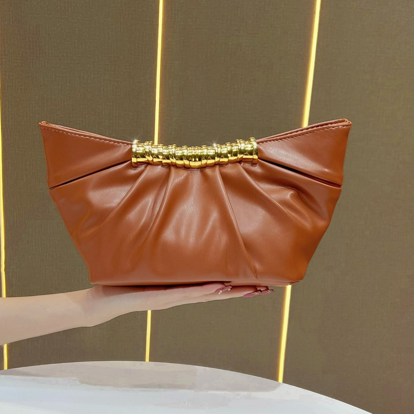 Durable Clutch Simple Classy Pearl Banquet Dinner Bag
