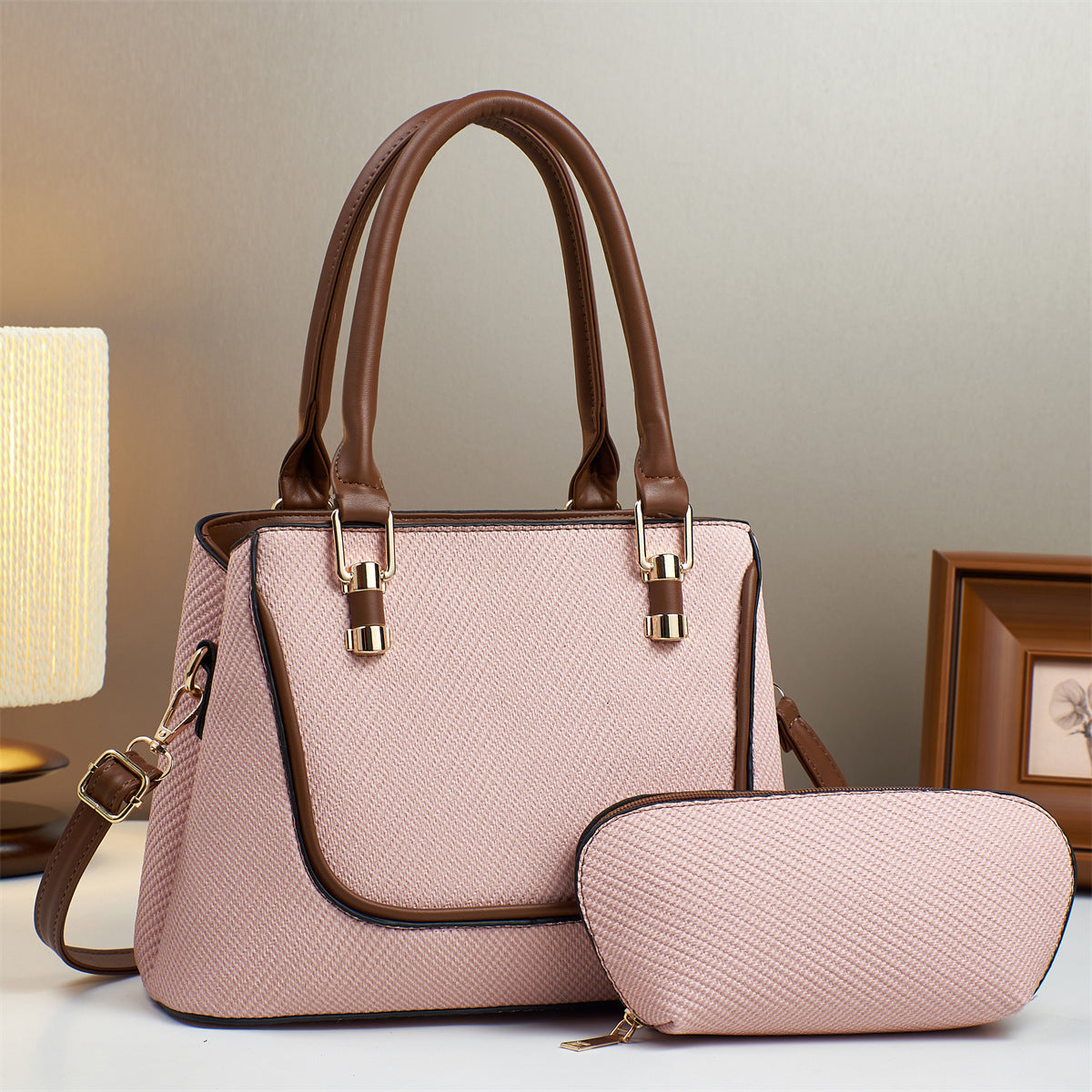 Casual Beautiful Women's Commute Retro Minority Women's Handbag
