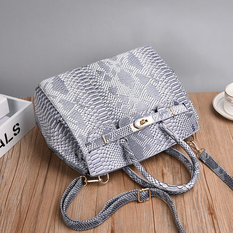 Women's Snakeskin Pattern Trendy Large Capacity Versatile Women's Shoulder Bag