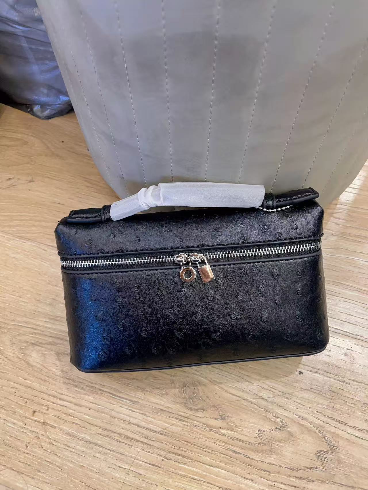 Women's Elegant Ostrich Grain Lunch Box Textured Women's Messenger Bag