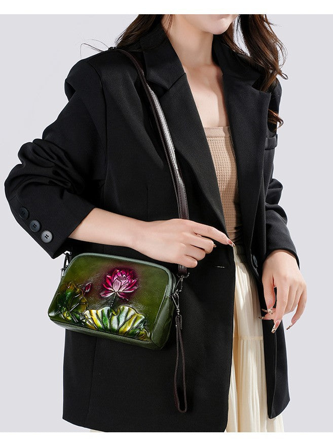 Women's Ethnic Style Retro Embossing Textured Artistic Women's Shoulder Bag