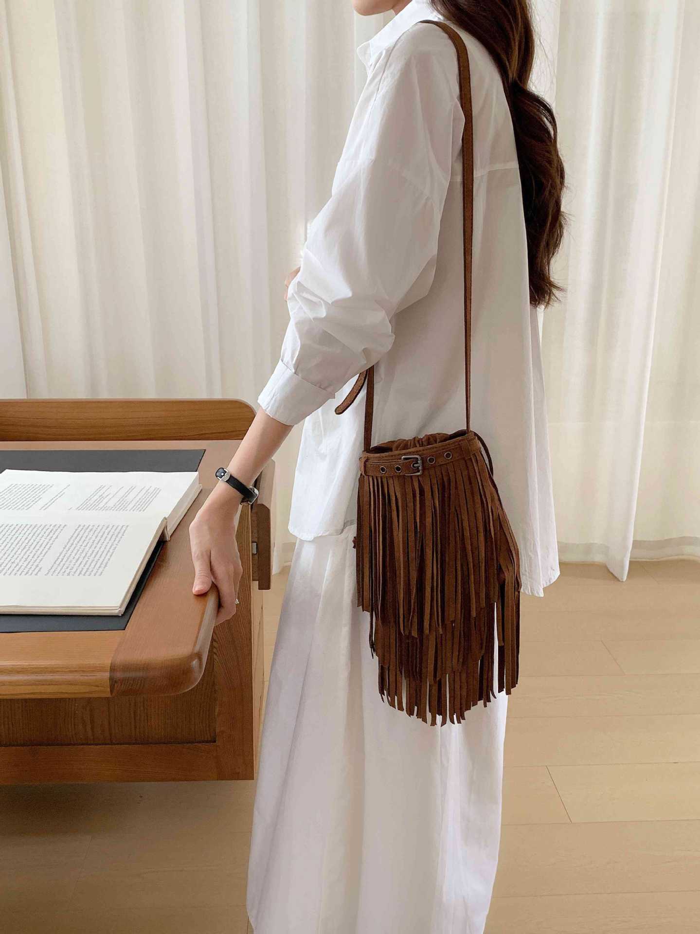 Women's Ethnic Bohemian Style Tassel Holiday Retro Bags