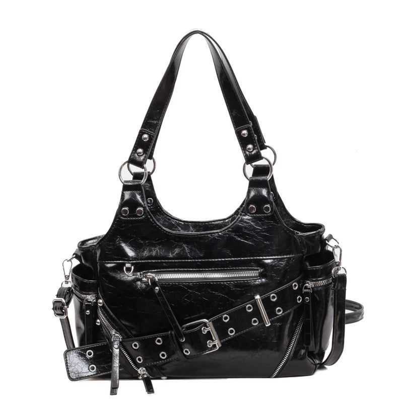 Women's High-grade Motorcycle Hot Underarm Large Capacity Rivet Women's Shoulder Bag