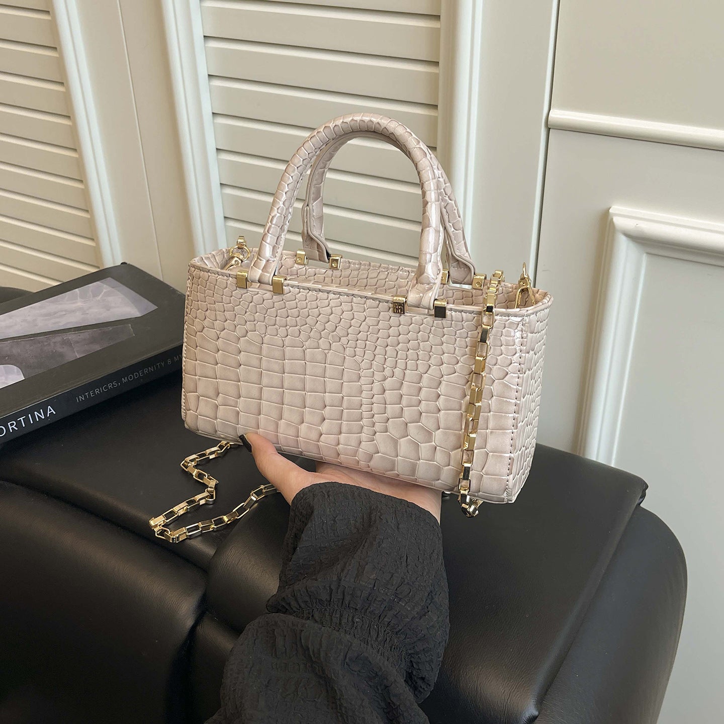 Women's Spanish Magneta Texture Advanced Mini Small Square Bags