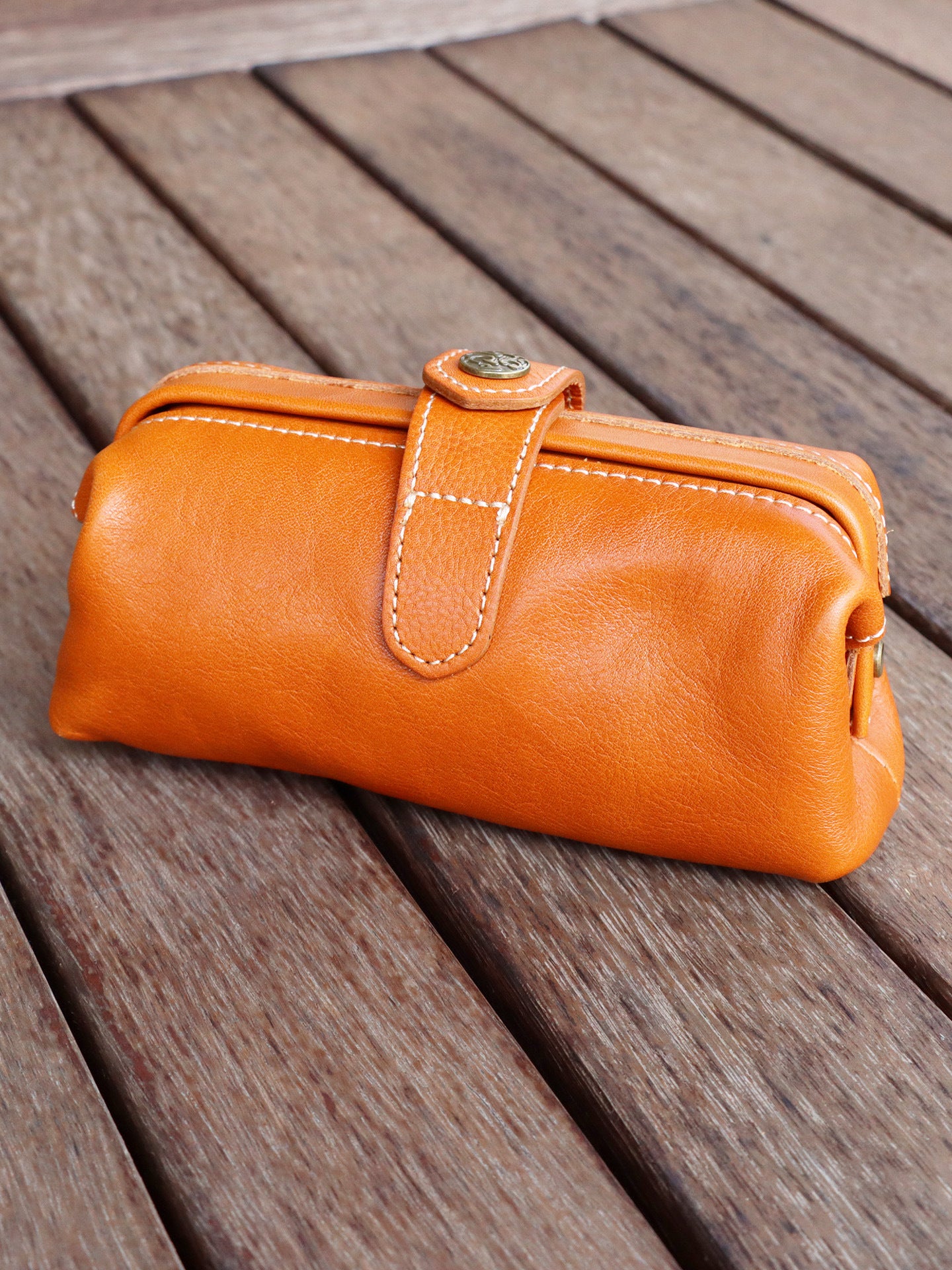 Retro First Layer Cowhide Genuine Leather Antique Women's Clutch