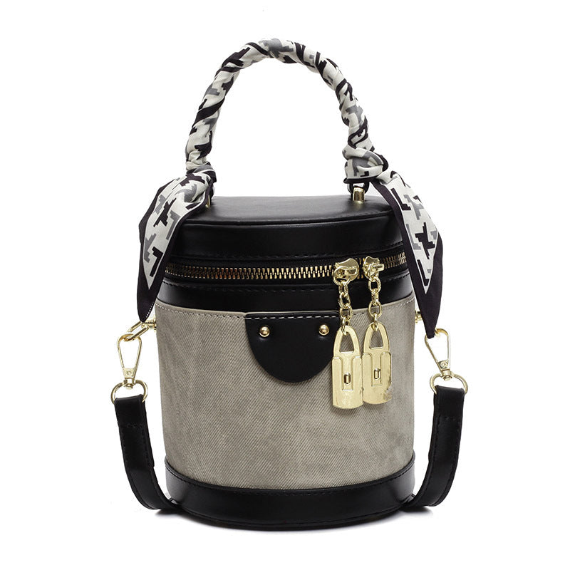 Women's Color Minimalist Portable Round High-grade Western Handbags
