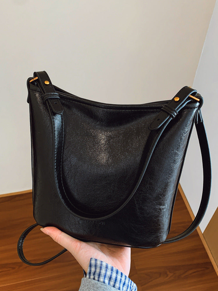 Women's Spring Korean Niche Design Large Capacity Solid Color Bags