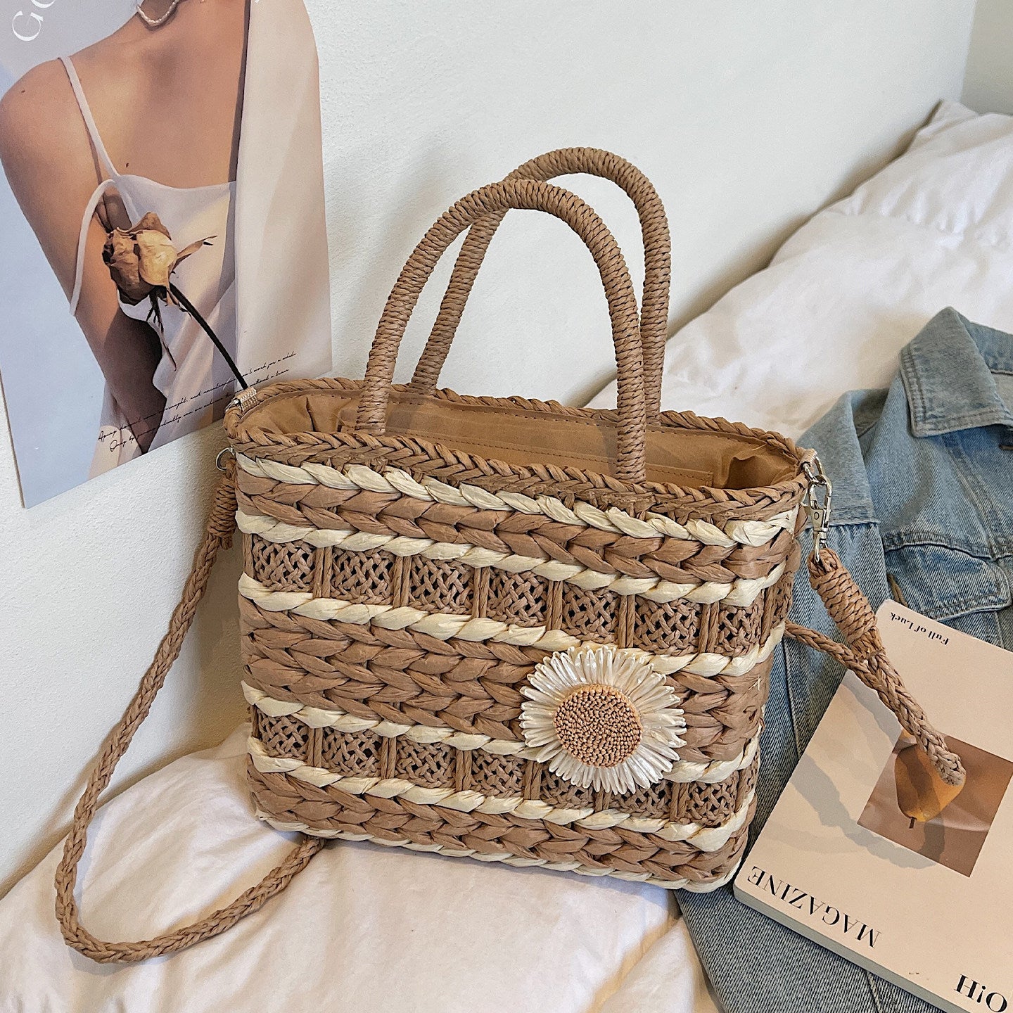 Women's Hand-woven Holiday Straw Large Capacity Vegetable Women's Messenger Bag