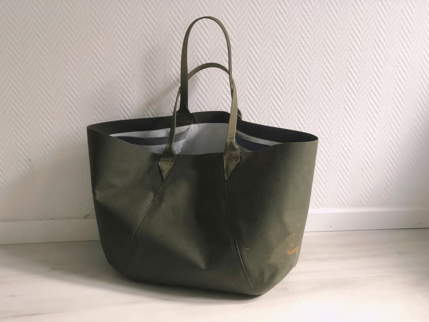 Skeleton Large Capacity Shopping Lightweight Waterproof Hard-wearing Dumpling Shape Tote Bag