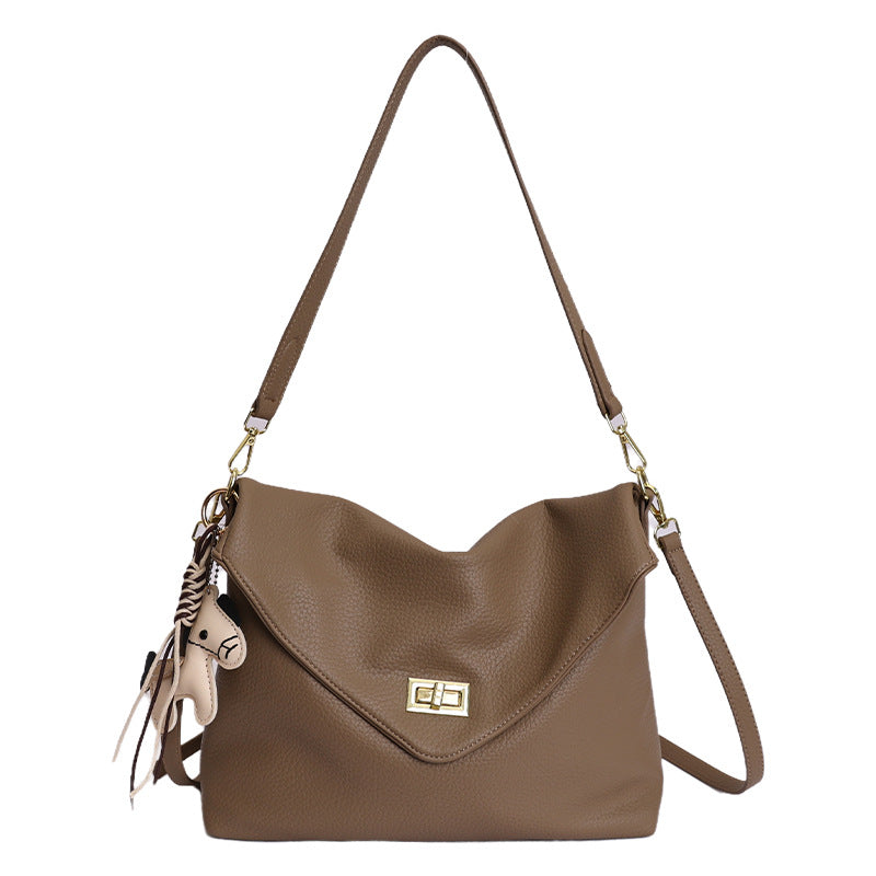 Women's Single Underarm Retro Soft Leather Commuter Light Women's Messenger Bag