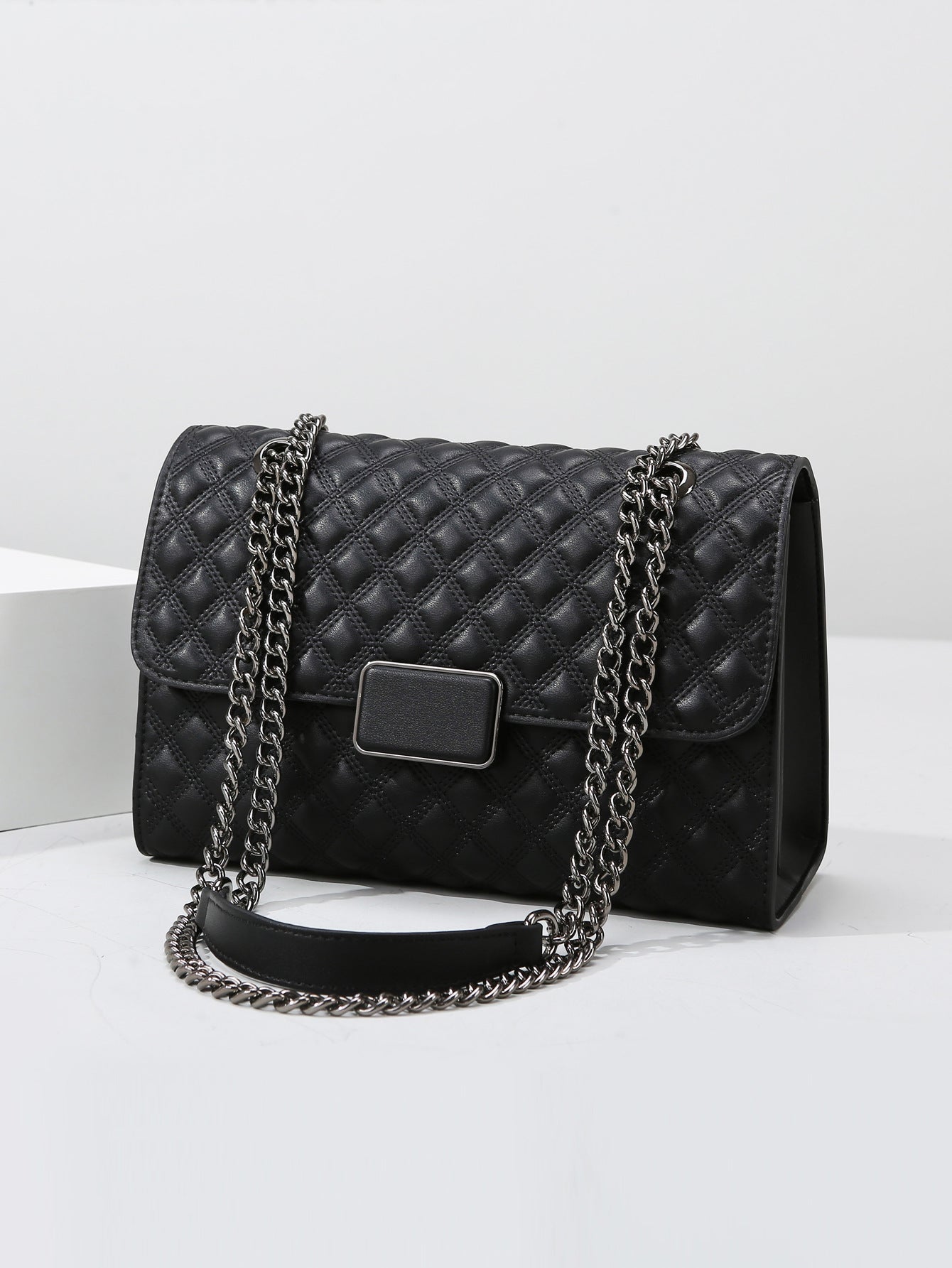 Women's Diamond Pattern Chain High Sense Classic Style Underarm Women's Shoulder Bag