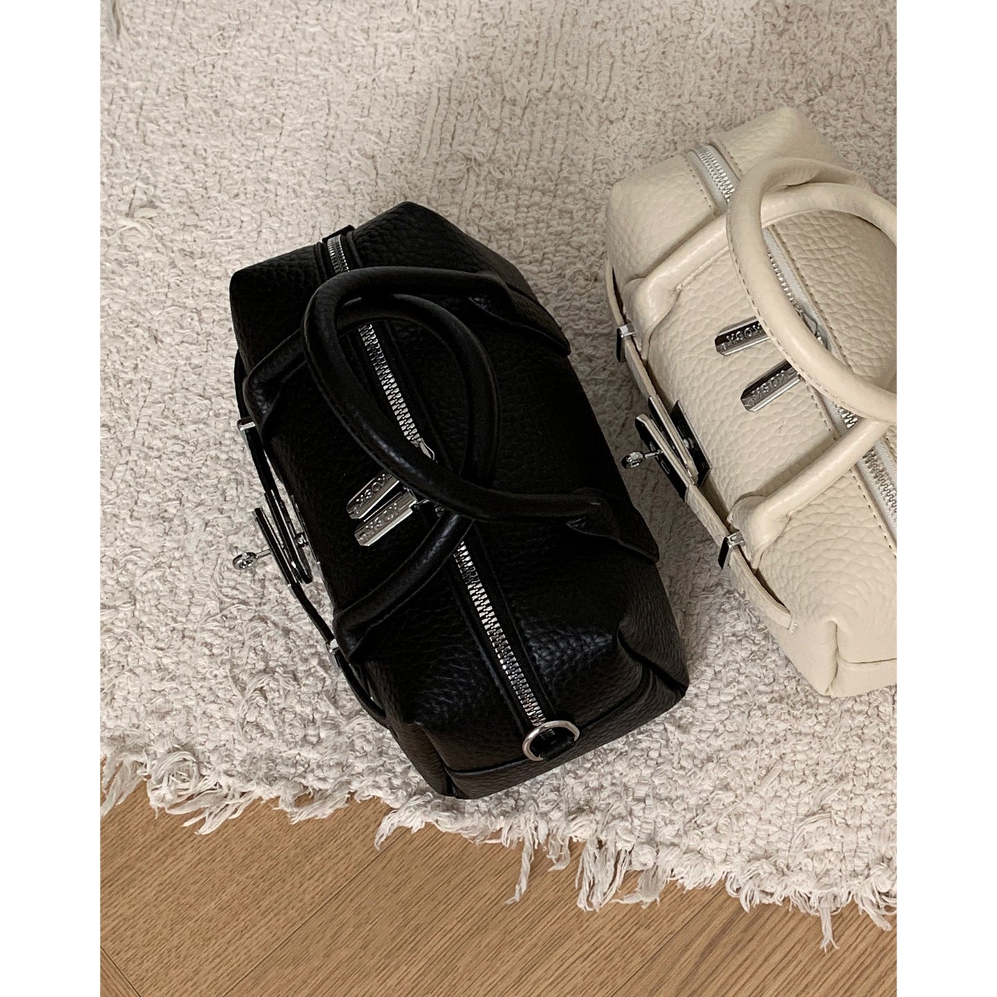 Women's Summer Fashion Carrying Simple Pillow Bags