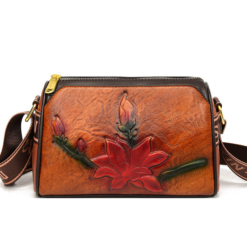 Women's Affordable Luxury Fashion Retro Chinese Ethnic Rune Carved Authentic Leather Women's Messenger Bag