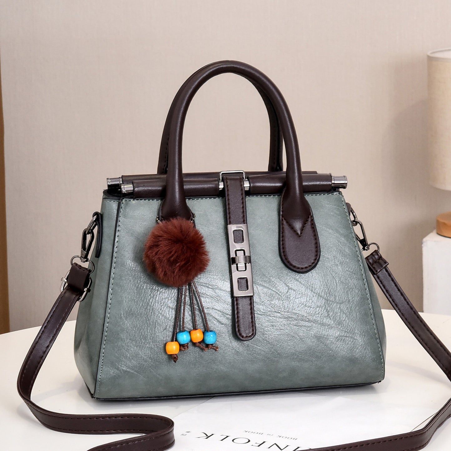 Women's Crocodile Pattern Portable Elegant Fashion Large Capacity Women's Handbag