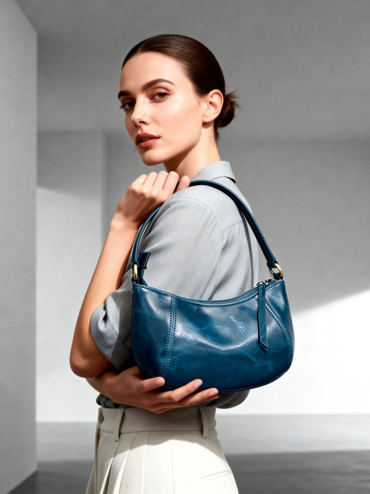 Design Large Capacity Totes Cowhide Commuter Pocket Women's Shoulder Bag