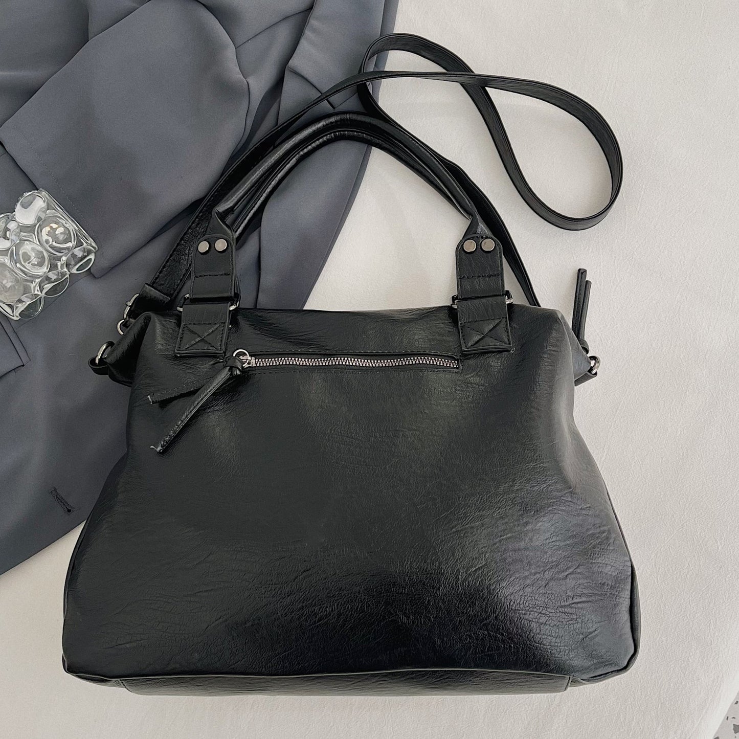 Women's French Retro Trendy Large Capacity Women's Messenger Bag