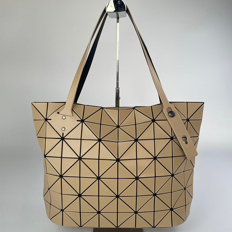 Women's Spring Rock Geometric Rhombus Fashion Large Capacity Frosted Women's Shoulder Bag