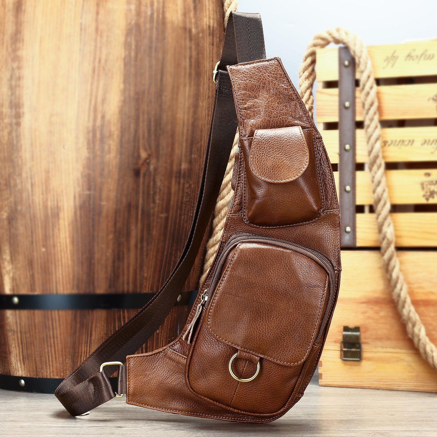 Men's Fashion Leather High-grade Retro Handmade Large Capacity Men's Chest Bag
